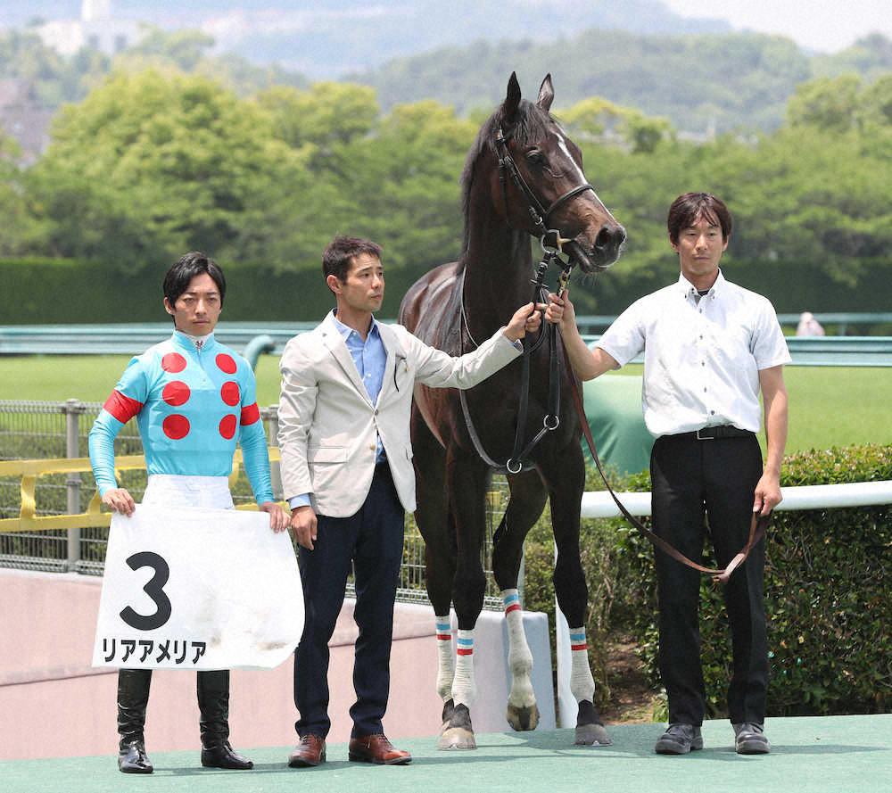【画像・写真】【阪神新馬戦】令和の怪物誕生！リアアメリアの衝撃8馬身圧勝