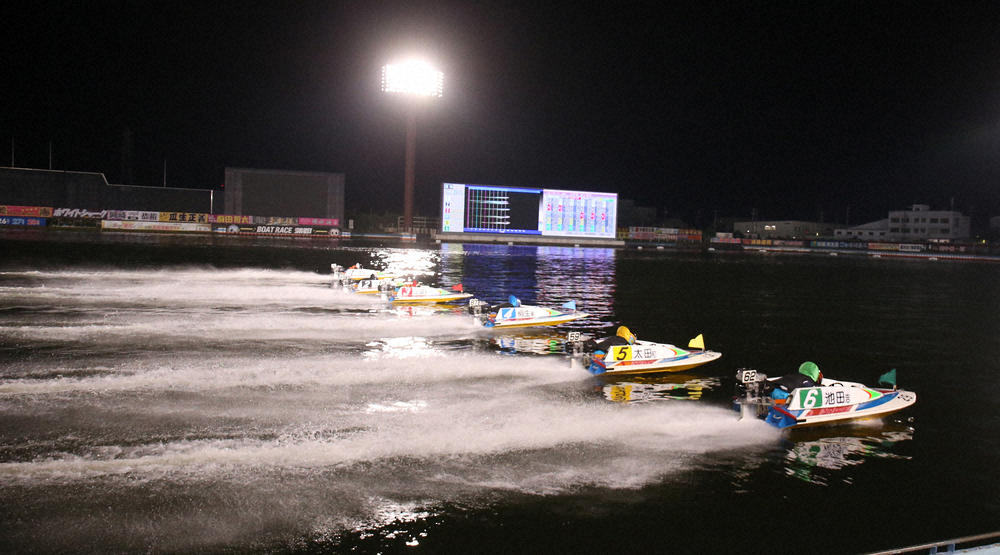 ボートレース蒲郡の水面