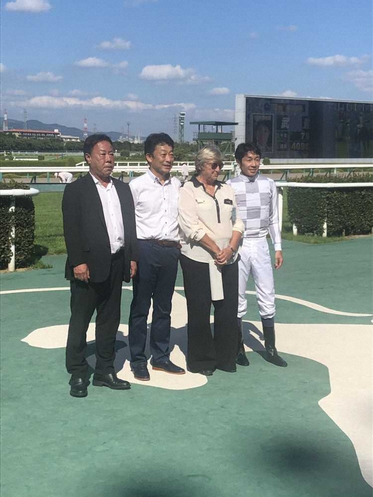 【画像・写真】【野路菊S】マイラプソディ　5馬身差の圧勝!クラシック候補に名乗り