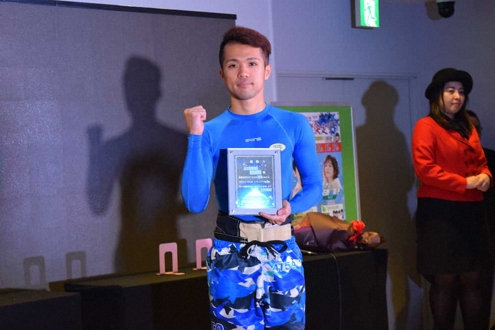 【画像・写真】【大村・ルーキーS第21戦】今泉　大外まくり差しV!20代最後の夜に大波乱演出