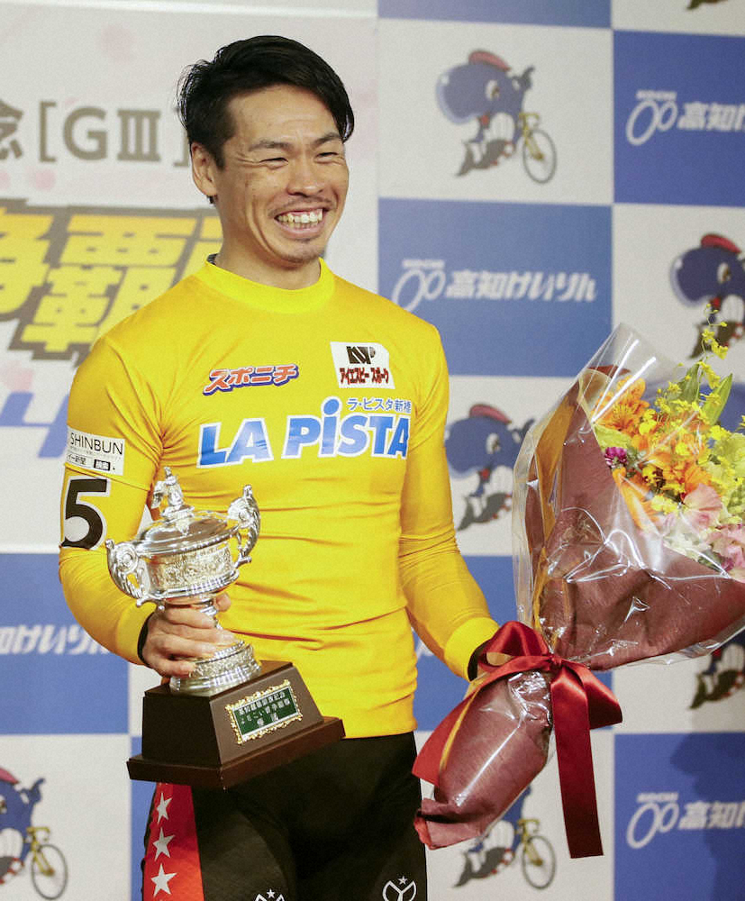 【画像・写真】【高知・開設記念】浅井　記念27V!豪快8番手まくり「大丈夫と思っていた」