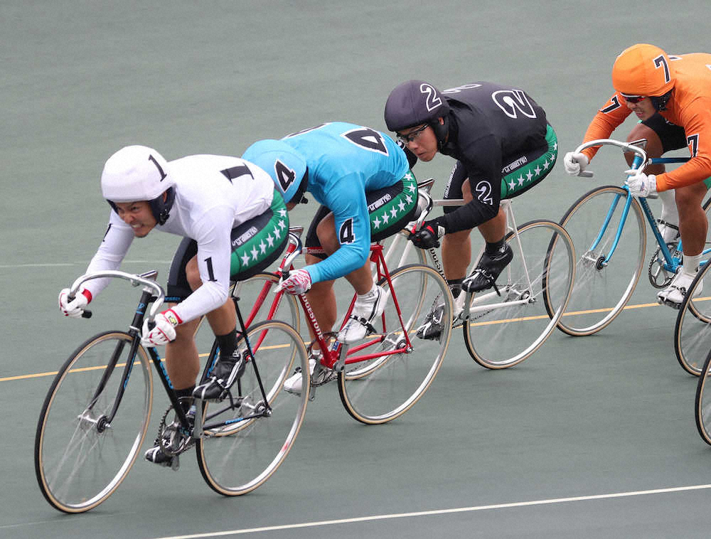 【画像・写真】【広島】原、競輪3着デビュー「1着を欲しかったが、最低限のことはできた」