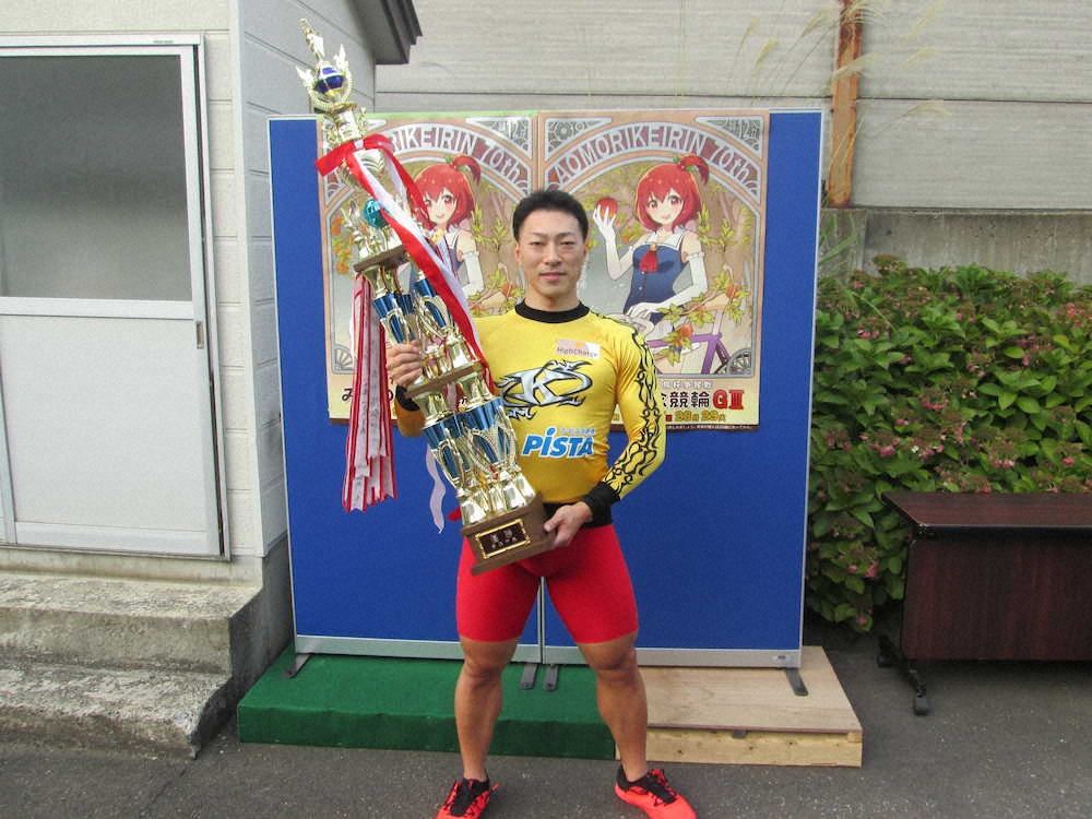 【画像・写真】【青森開設70周年記念】新田、番手捲りで決めた記念8V