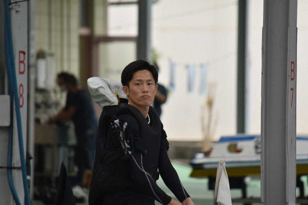 【画像・写真】【平和島トーキョー・ベイ・カップ】篠崎　連勝発進!舟足を高く評価も「まだ方向性が定まっていない」