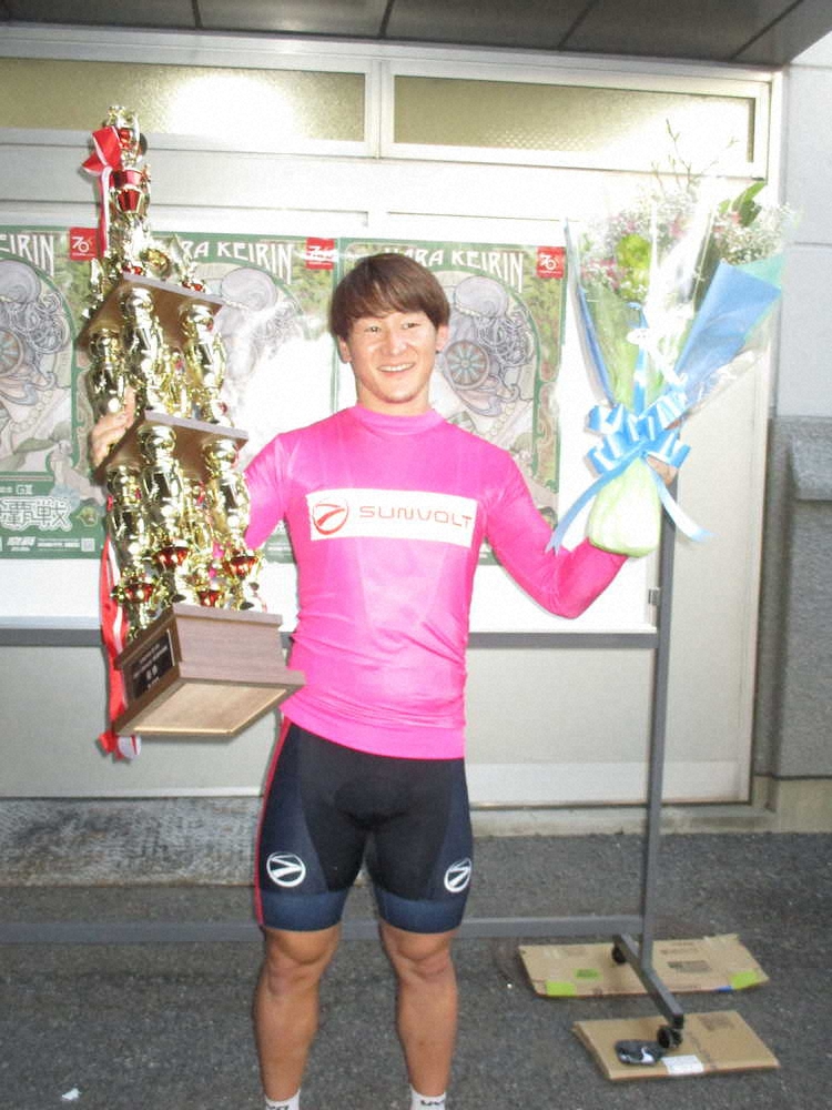 【画像・写真】【奈良・開設記念】山田が記念2V!盤石の並びで番手捲り「凄くいい流れで川崎に行ける」