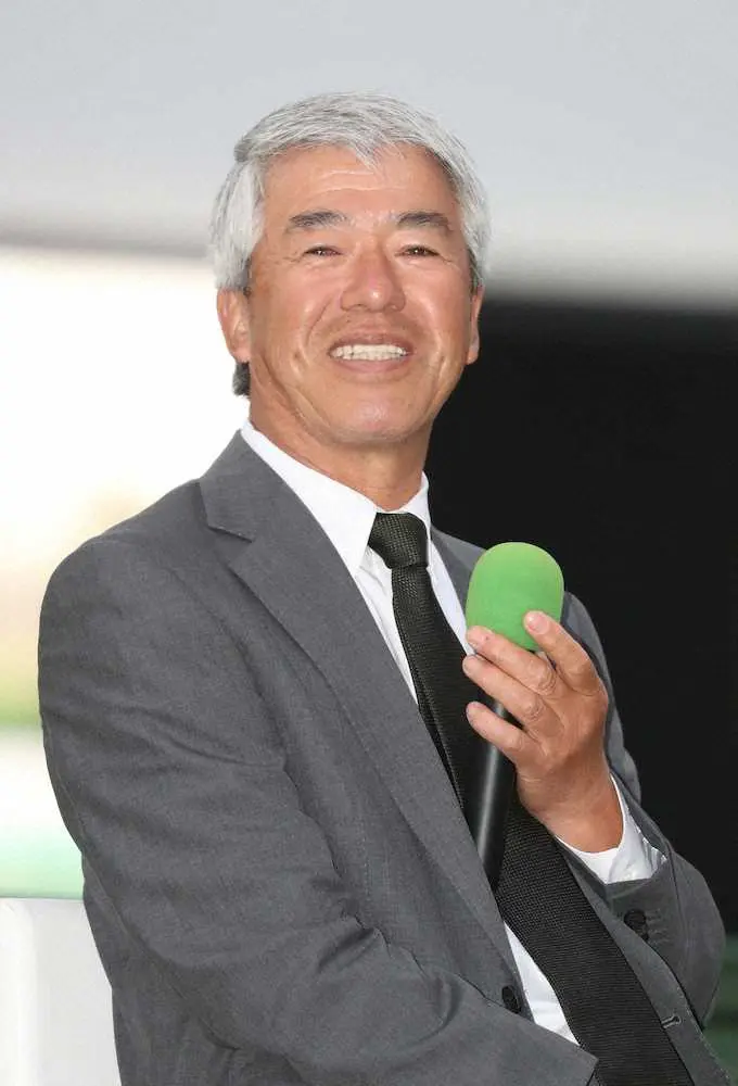 【画像・写真】藤沢和元調教師が中山でトークショー　500人の笑い誘う　