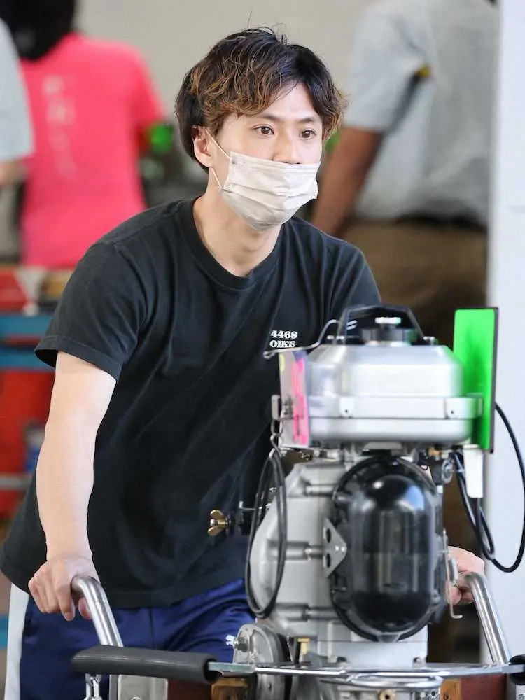 【画像・写真】【住之江・開設66周年記念　G1太閤賞競走　4日目9R】大池　伸び返すぜ