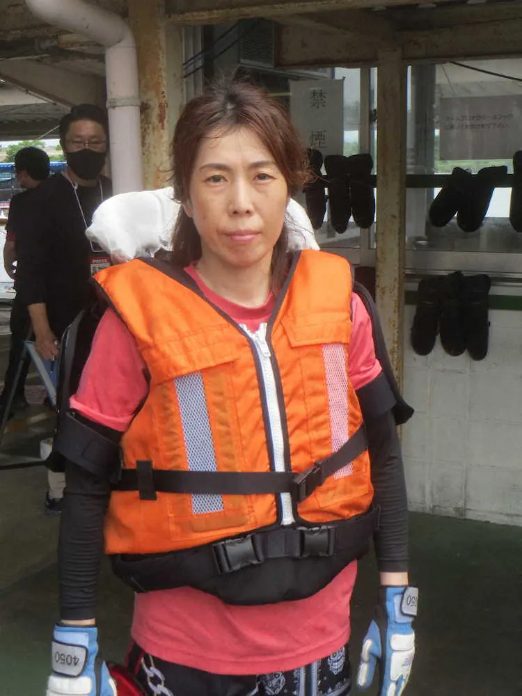 【画像・写真】【津・ヴィーナスシリーズ第7戦　BOATBoyCUP　初日12R】津もお任せ　田口、イン押し切り