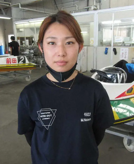 【画像・写真】【三国ボート・G3オールレディース　三国レディースカップ　2日目12R】好発進の中村　女神ほほ笑む