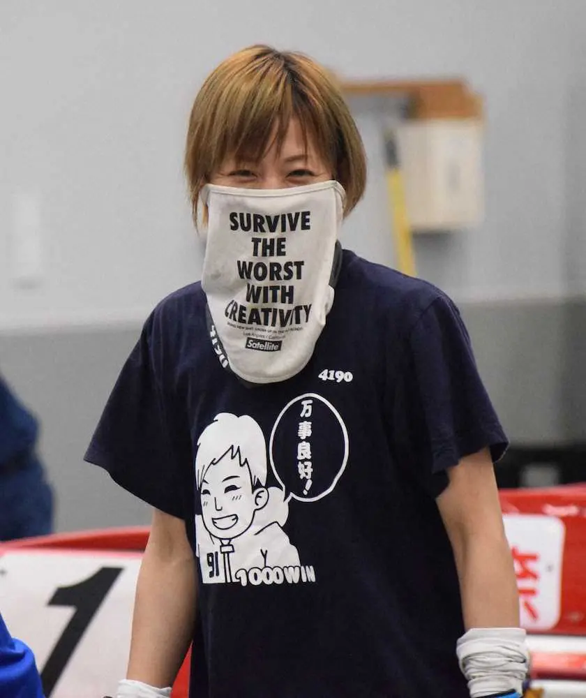 【画像・写真】【大村ボート・ヴィーナスシリーズ第8戦マクール杯　初日12R】長嶋　強さ見せる