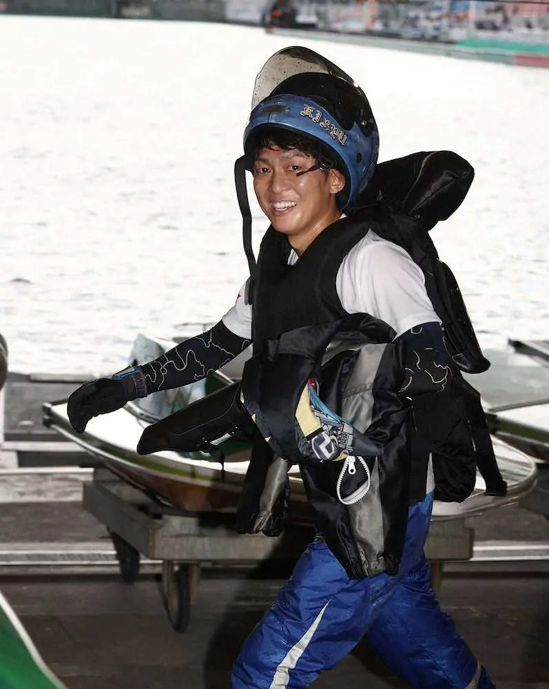 【画像・写真】【尼崎ボートSGオーシャンカップ　5日目準優12R】桐生順平　巧旋回で6強入り