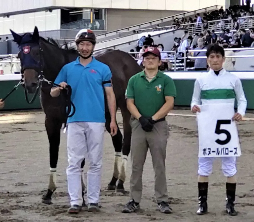 【画像・写真】14日の新馬戦を快勝したボヌールバローズ