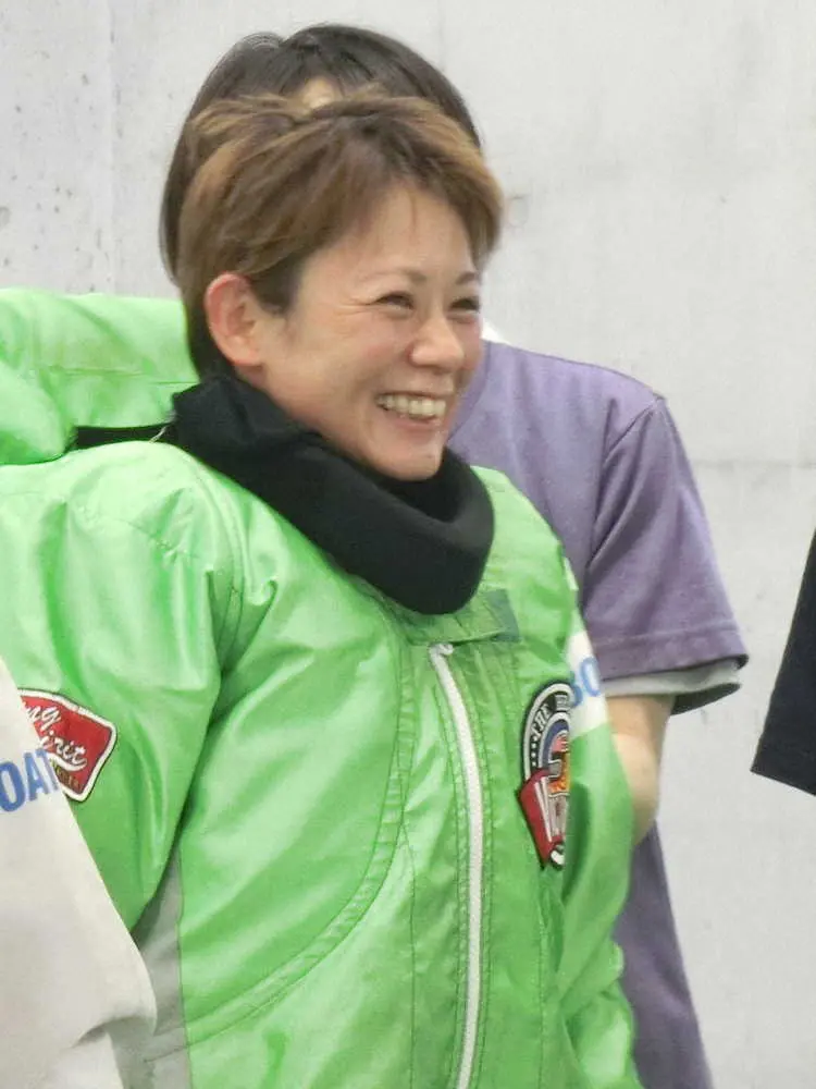 【画像・写真】【鳴門・ヴィーナスシリーズ第10戦5日目　準優10R】今井裕　パワー逃げ