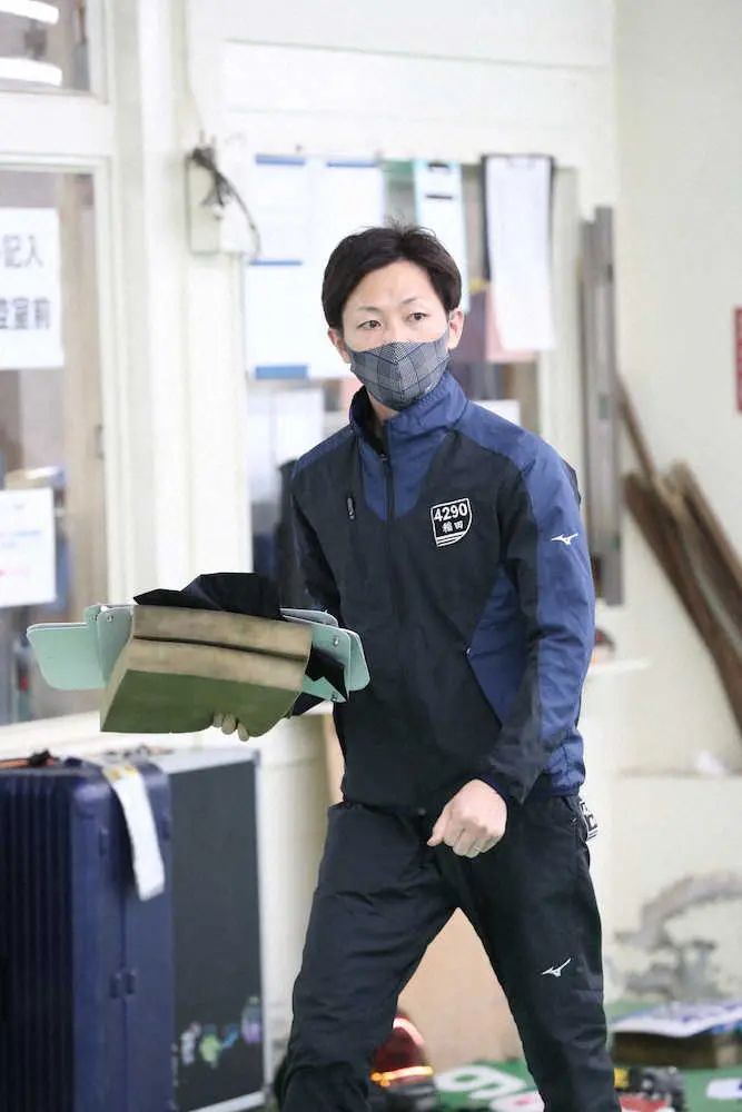 【画像・写真】【まるがめ・BTS西予開設7周年記念初日　12Rドリーム】稲田　勢い違うぞ