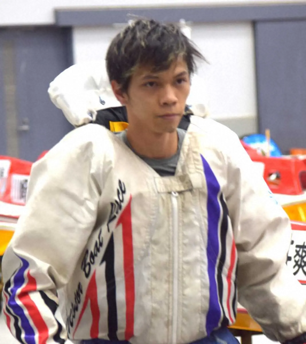 【画像・写真】【大村・ルーキーシリーズ第22戦　最終日12R優勝戦】“ヤンダビ王”近江　勢い盛んだ