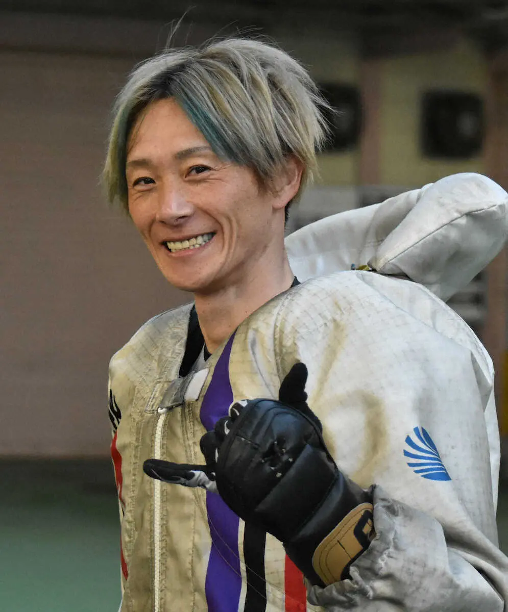 【画像・写真】鳴門ボート「第7回徳島バスカップ」走れば売り上げ“爆上がり”みんなで峰竜太を買おう！！