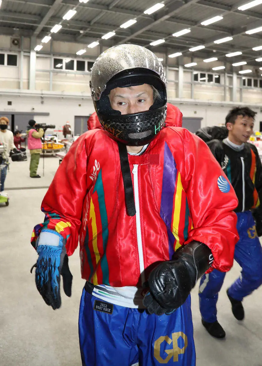 【画像・写真】【大村・第37回グランプリ　最終日12R優勝戦】白井英治　オレ色にする