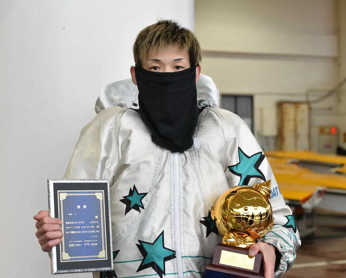 【画像・写真】今年ラストのルーキーシリーズを制した小池