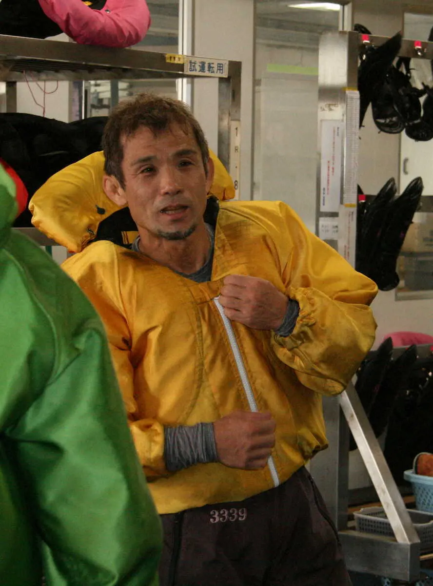 【画像・写真】【尼崎ボート「歳忘れ今年もありがとう競走」】泉具巳「乗りやすさがあるのがいい」