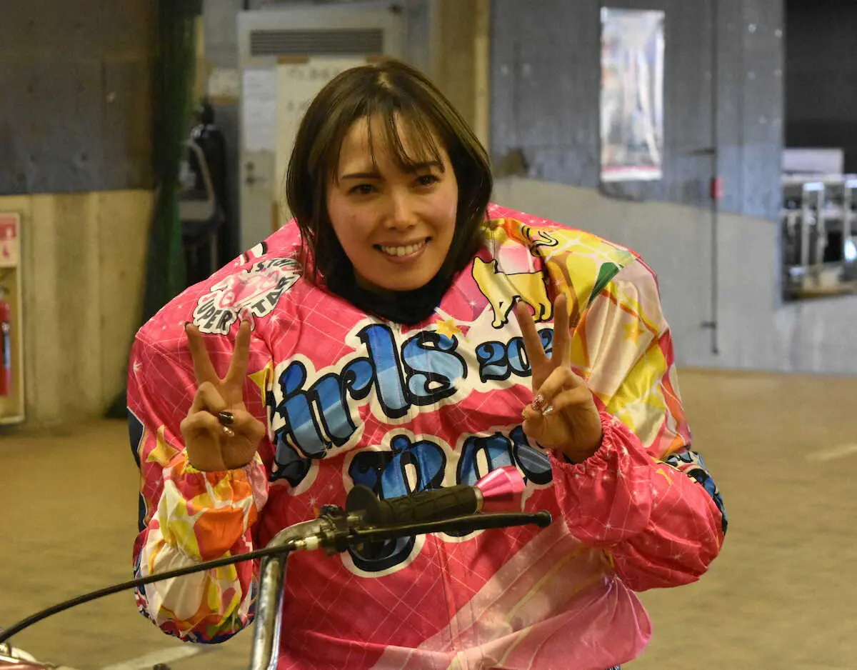 【画像・写真】スーパースターガールズ王座決定戦を制した佐藤摩弥