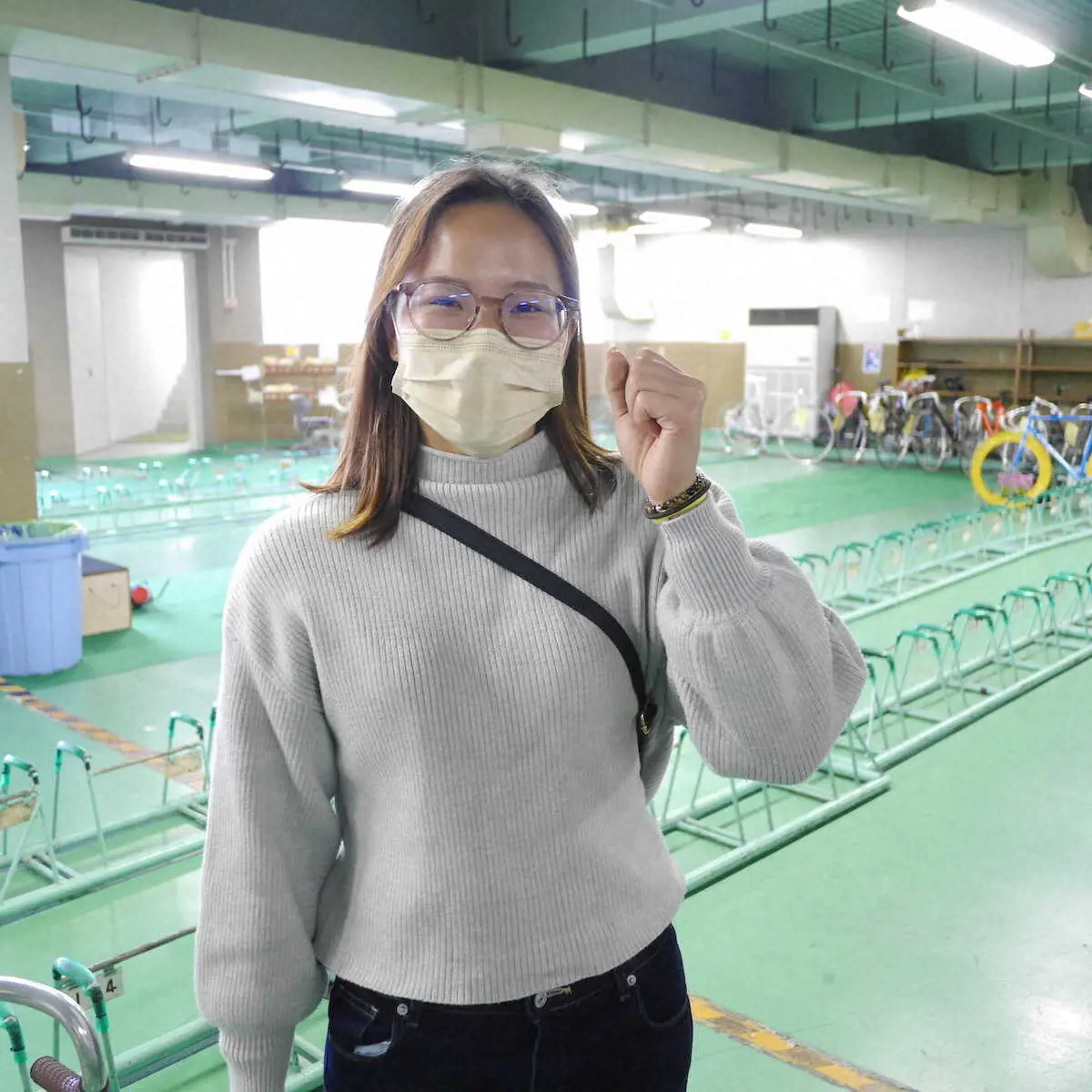 【画像・写真】【伊東競輪F2ミッドナイト・ガールズ初日1R】姉妹レーサー当銘直美「2人で大きいレースに出たい」