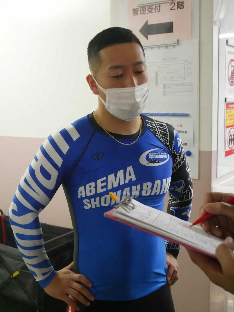 【画像・写真】【平塚競輪F1・最終日S級決勝12R】松井宏佑　決意の地元5車の先頭「ラインから優勝者を」