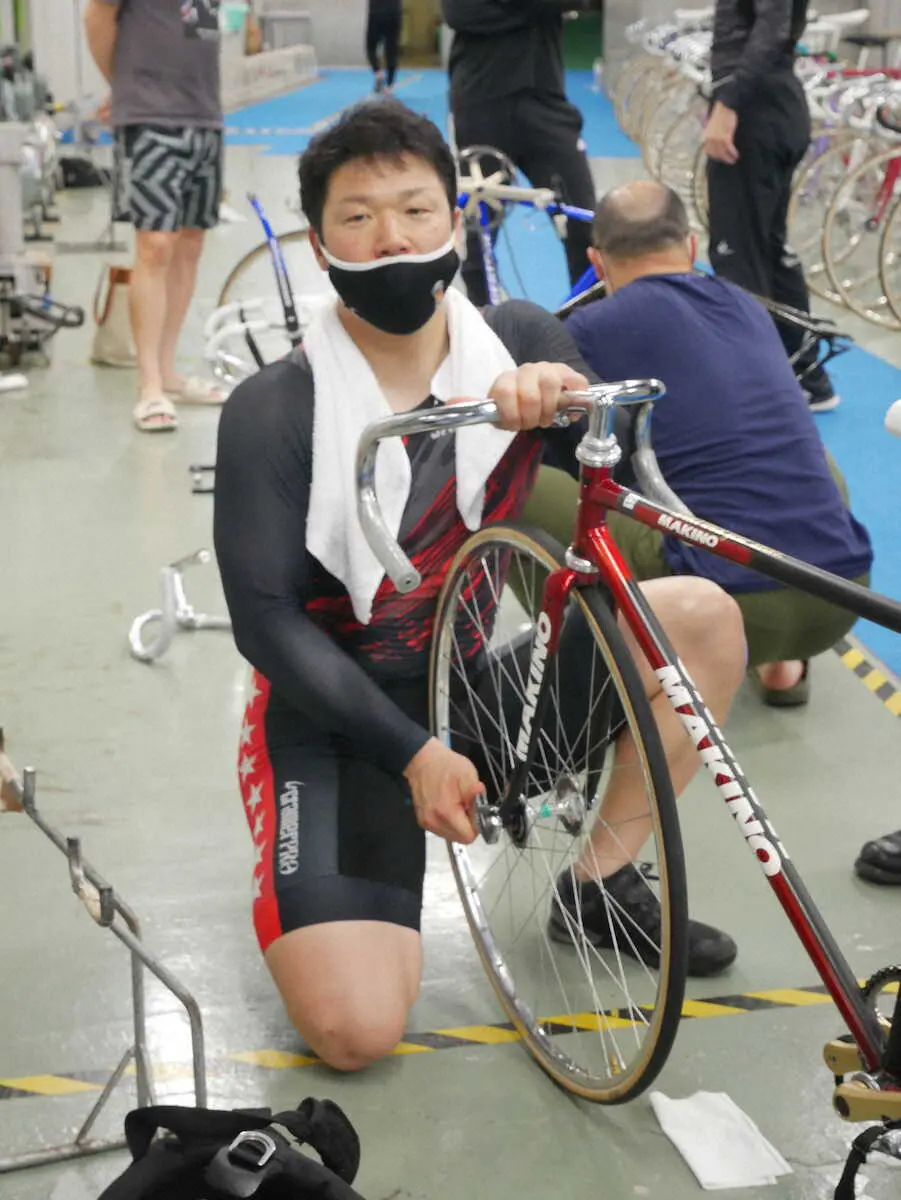 【画像・写真】【西武園競輪F1・最終日S級決勝12R】宿口陽一　意地の捲りで地元Vだ！