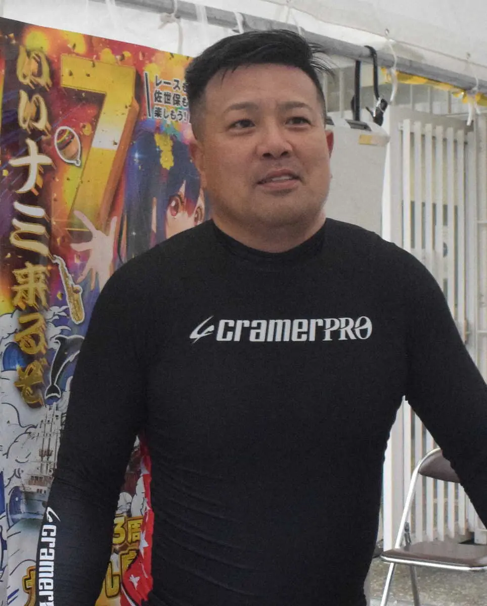 【画像・写真】【佐世保競輪　開設73周年記念G3「九十九島賞争奪戦」】3日目準決勝12R　荒井さあ3連勝