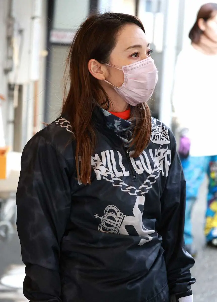 【画像・写真】【尼崎ボート　ヴィーナスシリーズ第17戦　5日目11R】魚谷香織　パワフルだ