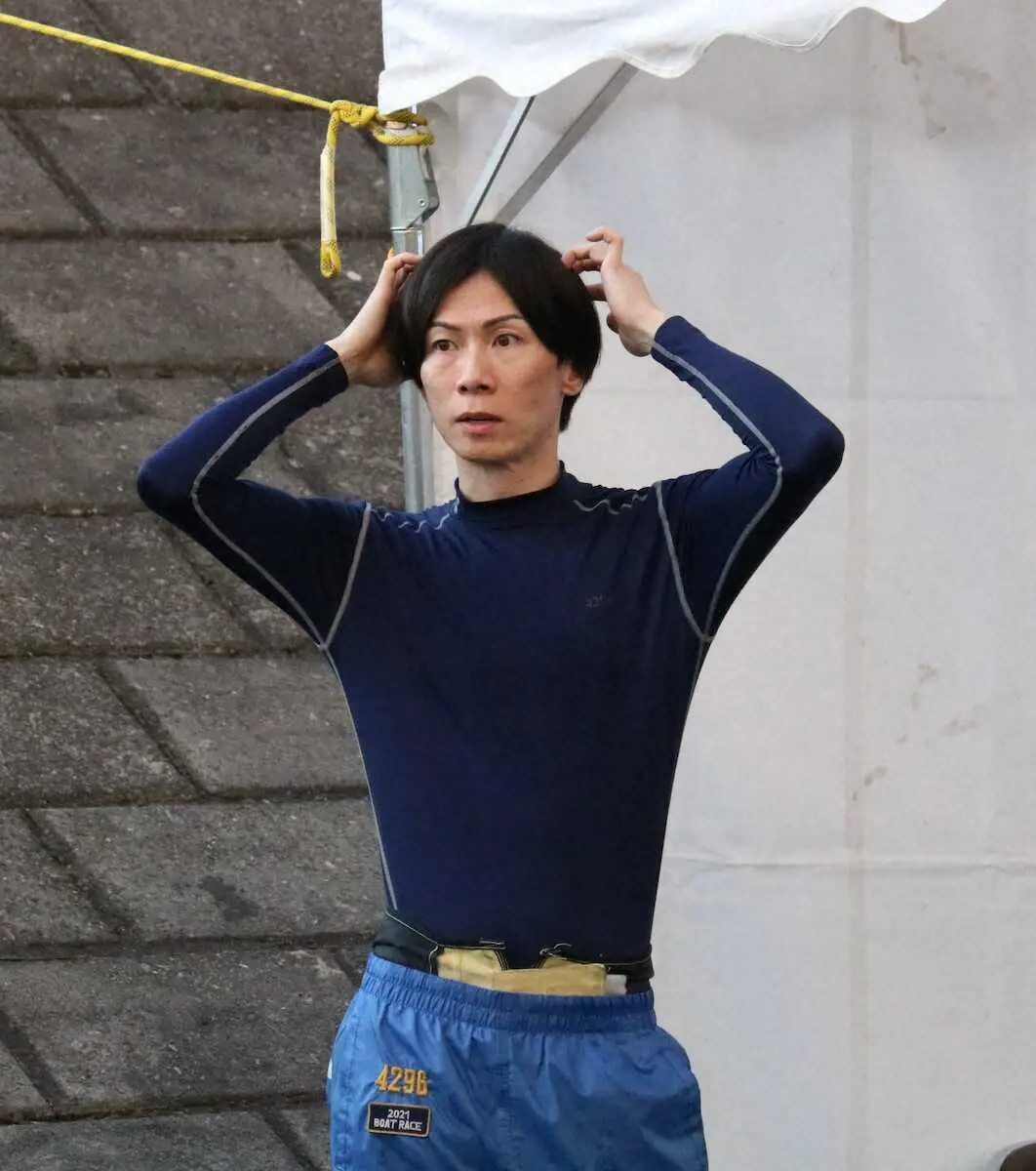 【画像・写真】【江戸川ボート　G2江戸川634杯　モーターボート大賞】岡崎恭裕　流れに任せる