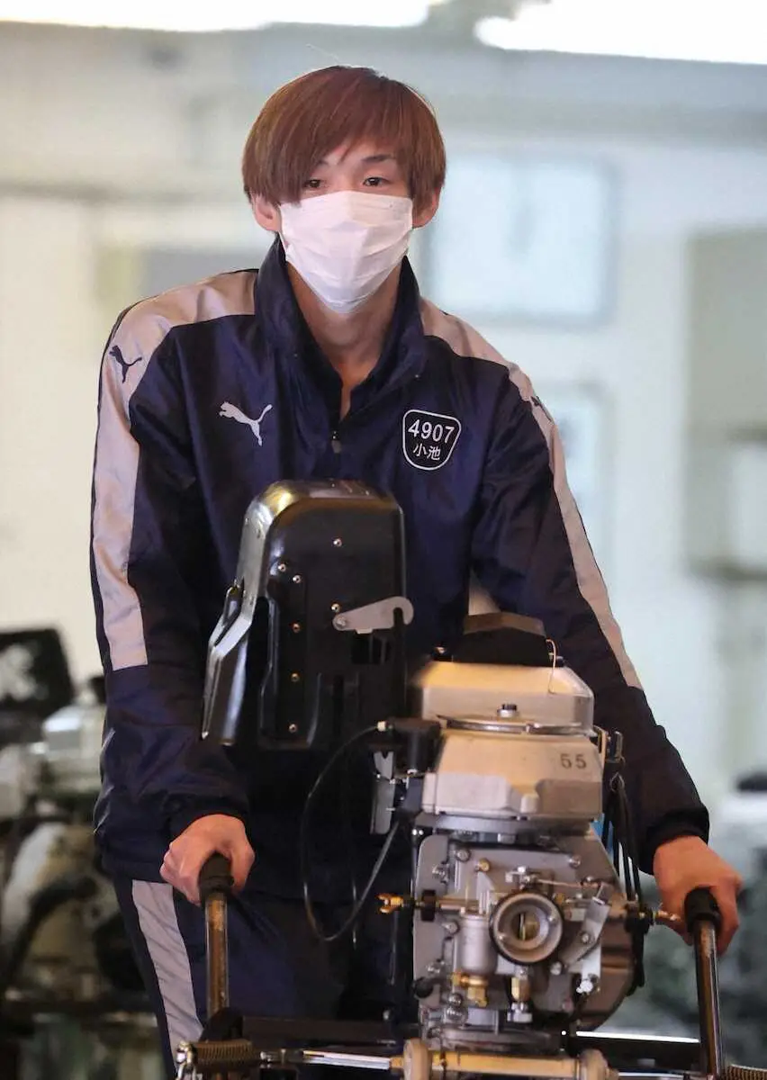 【画像・写真】【尼崎ボート　G1近畿地区選手権】地元完全Vの兄に刺激　小池修平　1、2着発進　