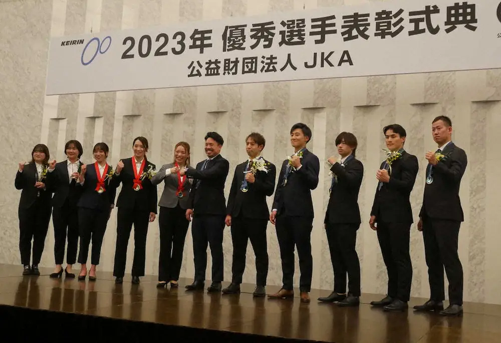 【画像・写真】【競輪23年優秀選手表彰式】最優秀選手の古性優作「ファンの期待を越えていきたい」