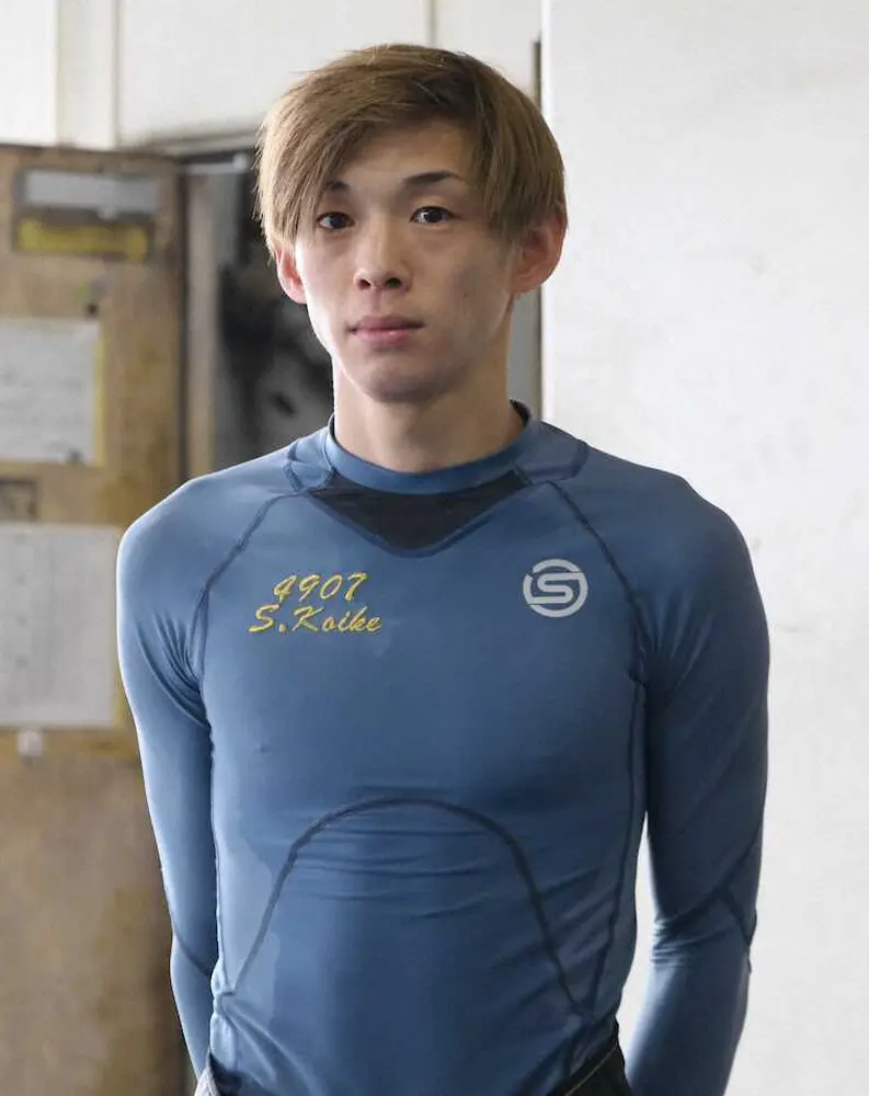 【画像・写真】【江戸川ボート　G1江戸川大賞開設68周年記念】小池修平　江戸川でアピール