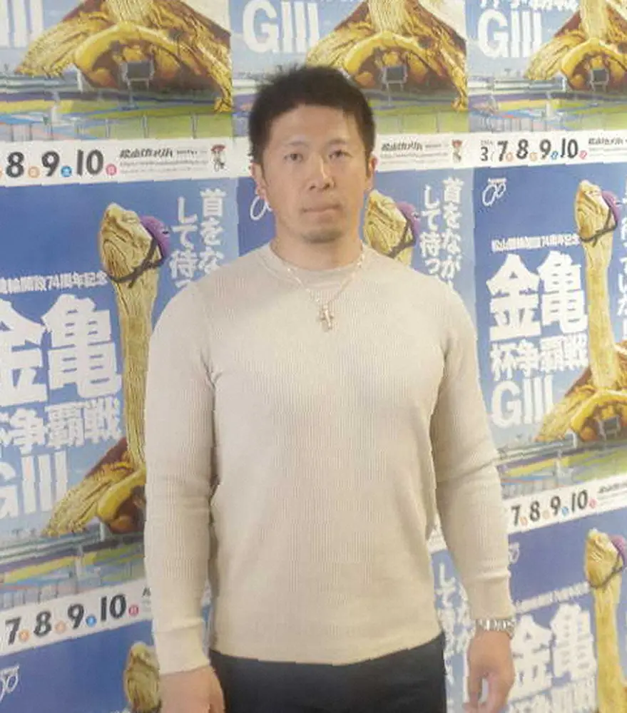 【画像・写真】【松山競輪　開設74周年記念G3金亀杯争覇戦　初日特選12R】深谷が迫力の差し