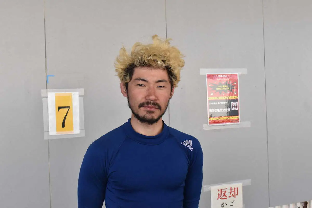 【画像・写真】【取手競輪F2モーニング初日1R】最後方7番手から鮮やかに捲って白星発進の牧田賢也