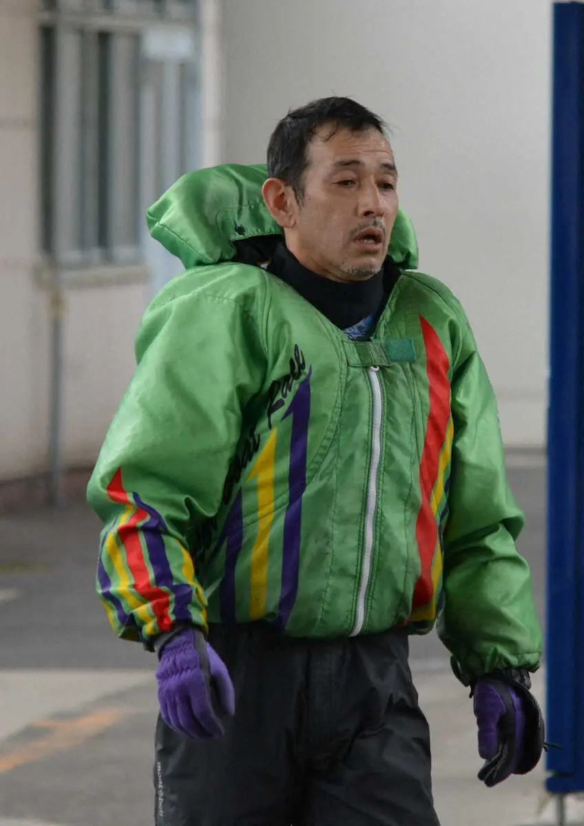 【画像・写真】【多摩川ボート　第31回多摩川さつき杯】三角哲男　猛烈な追い上げでオール3連対キープ