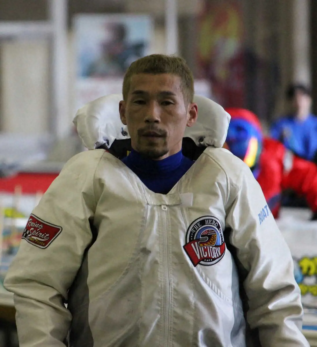 【画像・写真】【からつボート　スポーツニッポン杯最終日】12R優勝戦　吉村正明がスタート決めて一気に逃げる