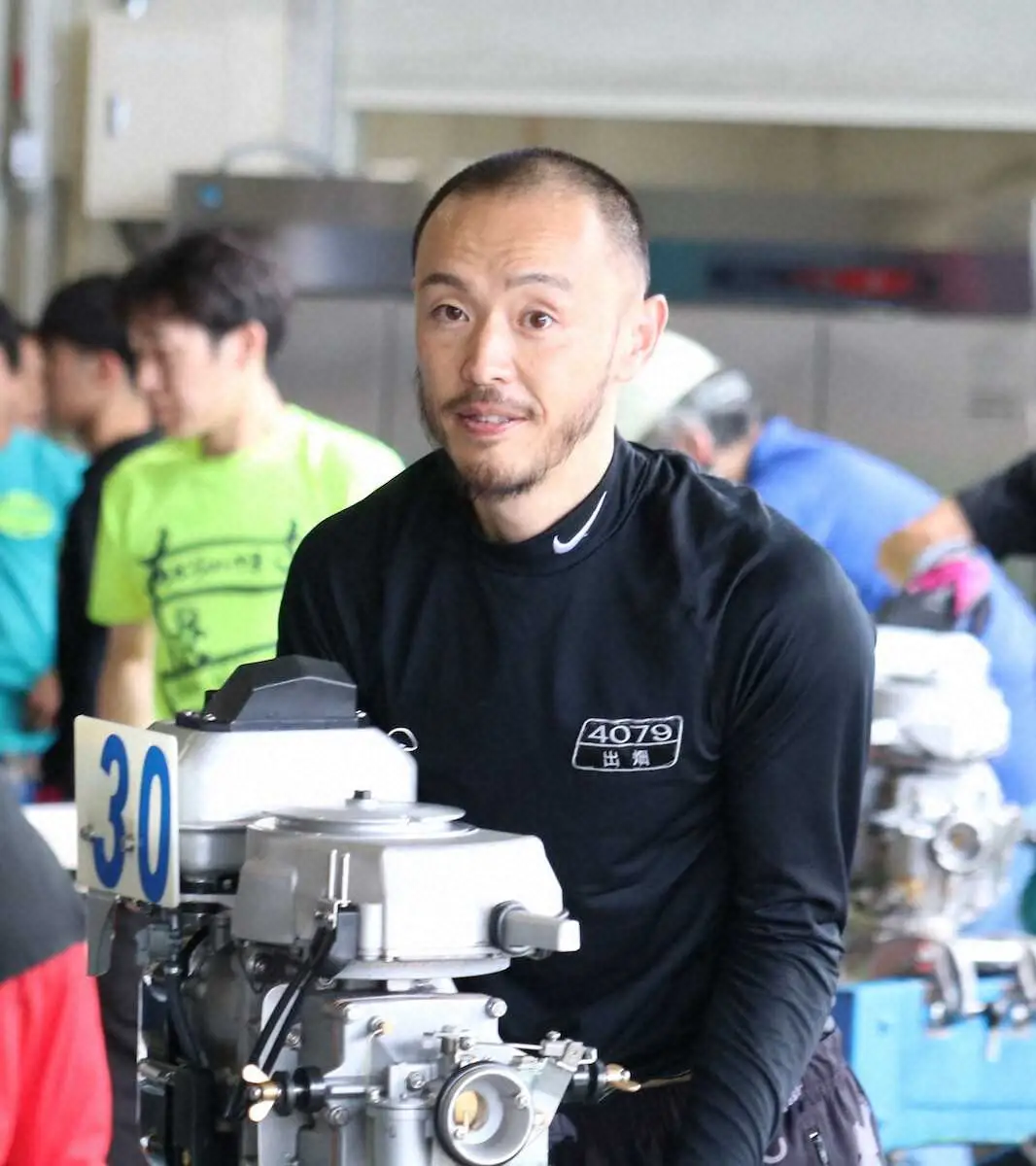 【画像・写真】【江戸川ボート　にっぽん未来プロジェクト競走in江戸川】出畑孝典　好リズムで参戦