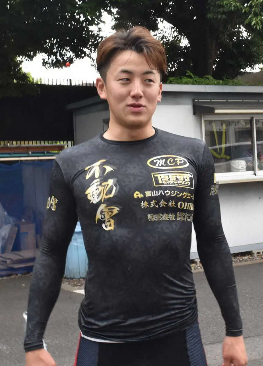 【画像・写真】岩谷拓磨の胸には「不動会」の文字が