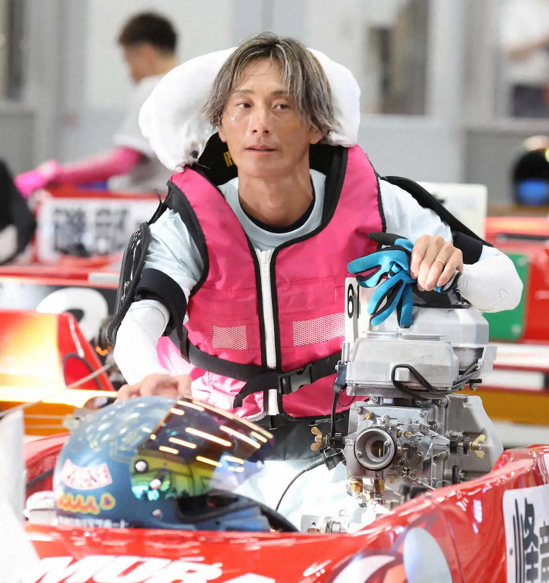 【画像・写真】前節優勝、61号機をゲットして好ムードの峰竜太（撮影・成瀬　徹）