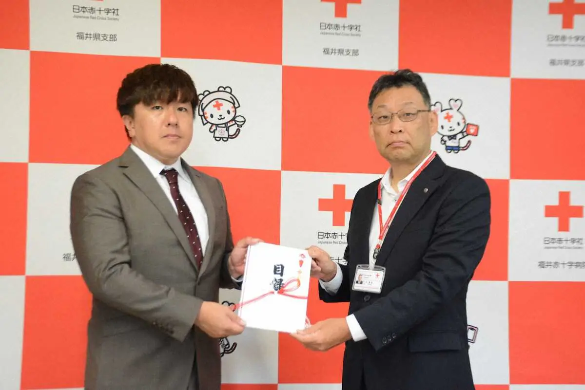 【画像・写真】日本競輪選手会福井支部が25万9800円を寄付　福井記念でのチャリティー全額を日本赤十字社へ