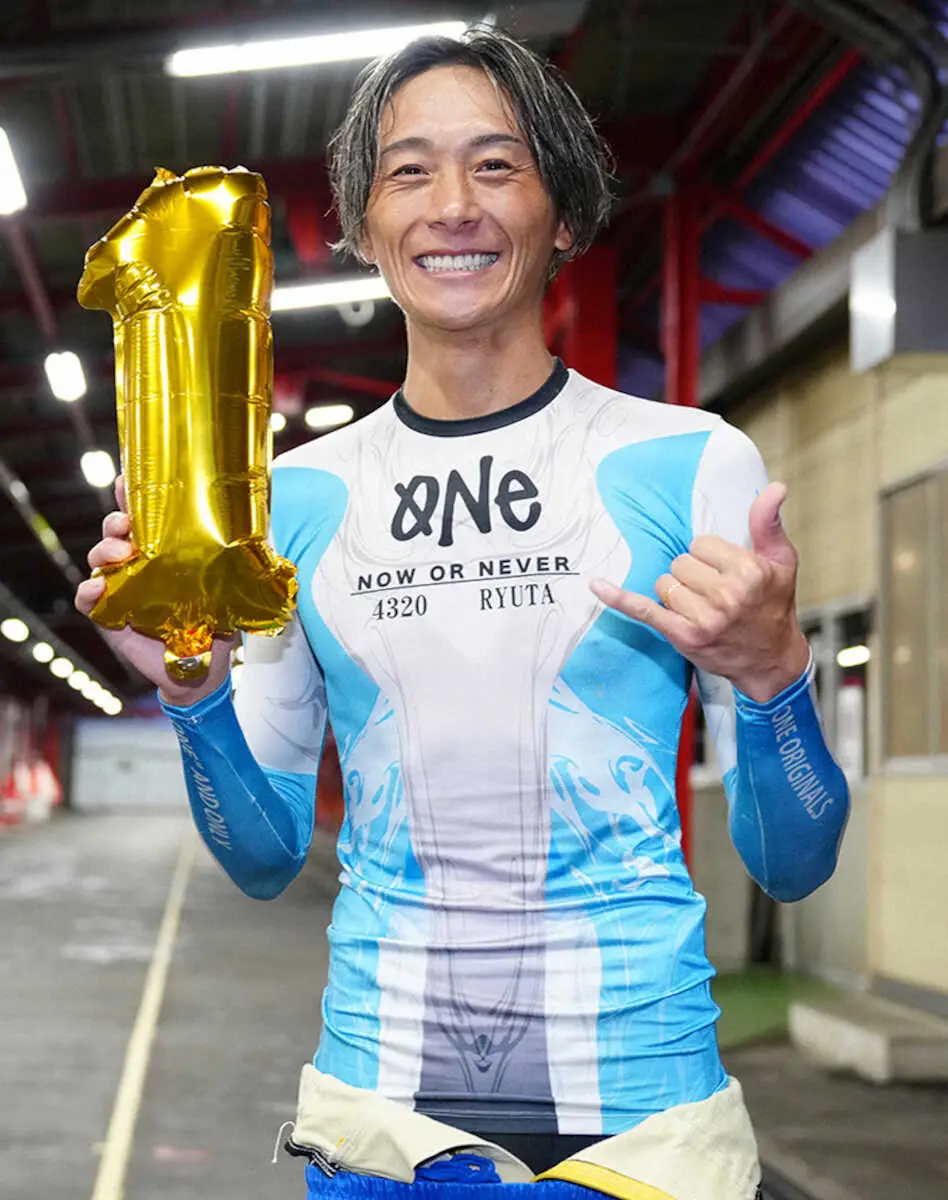 【画像・写真】峰竜太