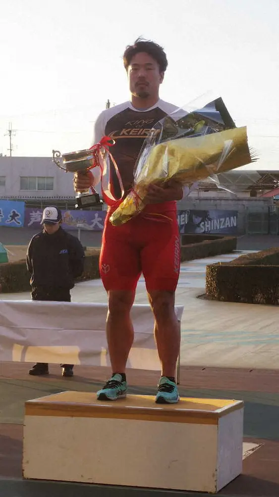 【画像・写真】【和歌山競輪　G3和歌山グランプリ】これぞグランプリ王！古性優作　捲り追い込みで13回目のG3制覇