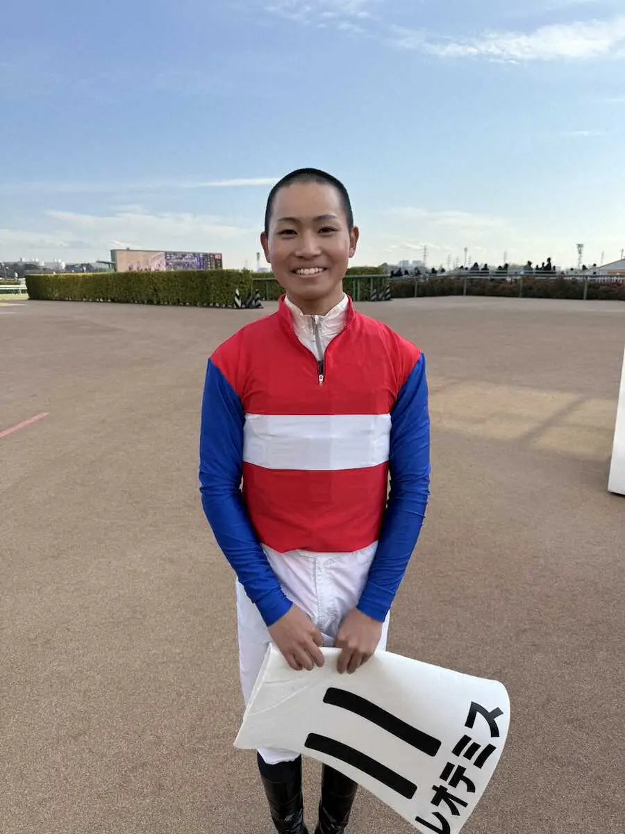 【画像・写真】5日の中山8Rで今年初勝利を挙げた石田