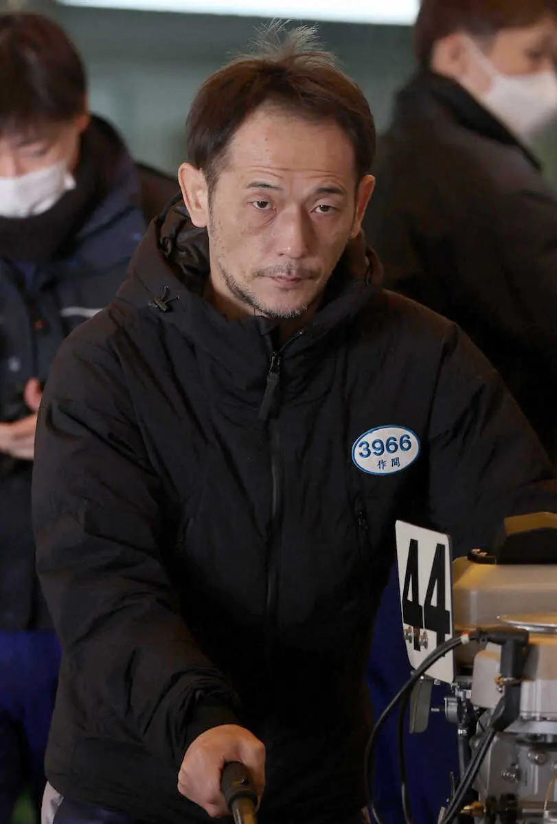 【画像・写真】【尼崎ボート　スポニチ杯伊丹市施行71周年記念】作間章　Wエースの44号機に「エンジンを信じて…」