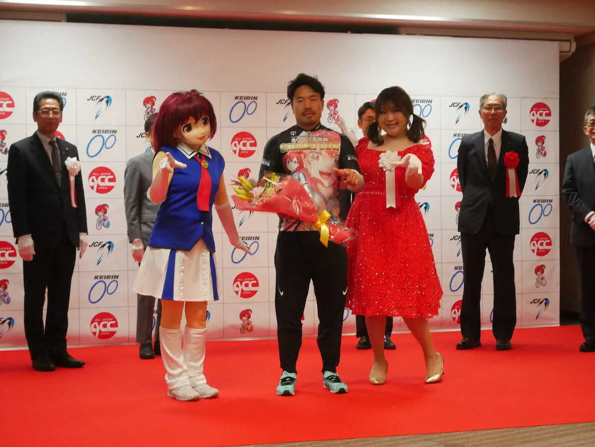 【画像・写真】【青森競輪　全プロ記念競輪】古性優作　鋭く差してSPR賞制覇「コースがあったら勝負できるなと」