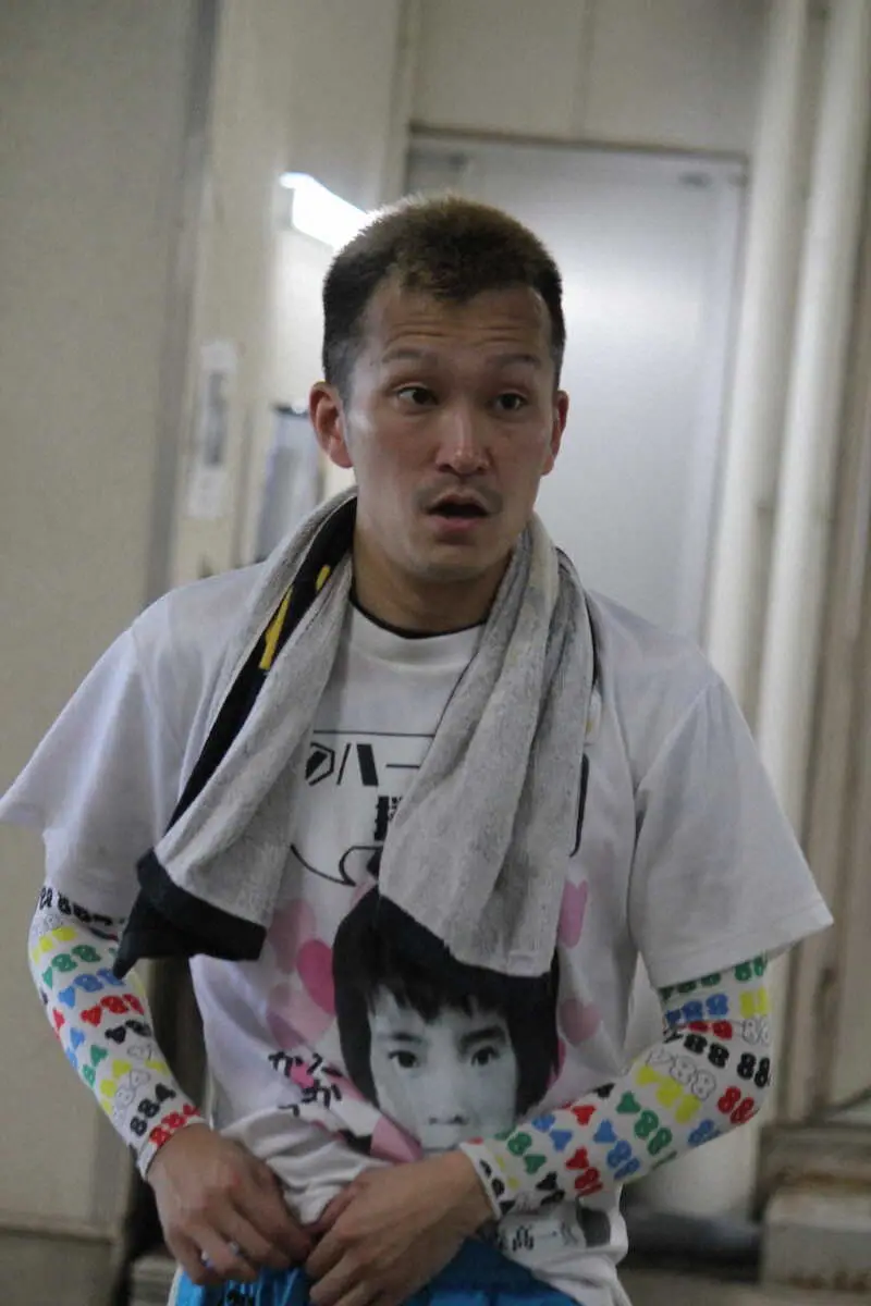 【画像・写真】【三国ボート　G1北陸艇王決戦】西山貴浩　お祝いメールにお返事完了　さあ再び水面で魅了