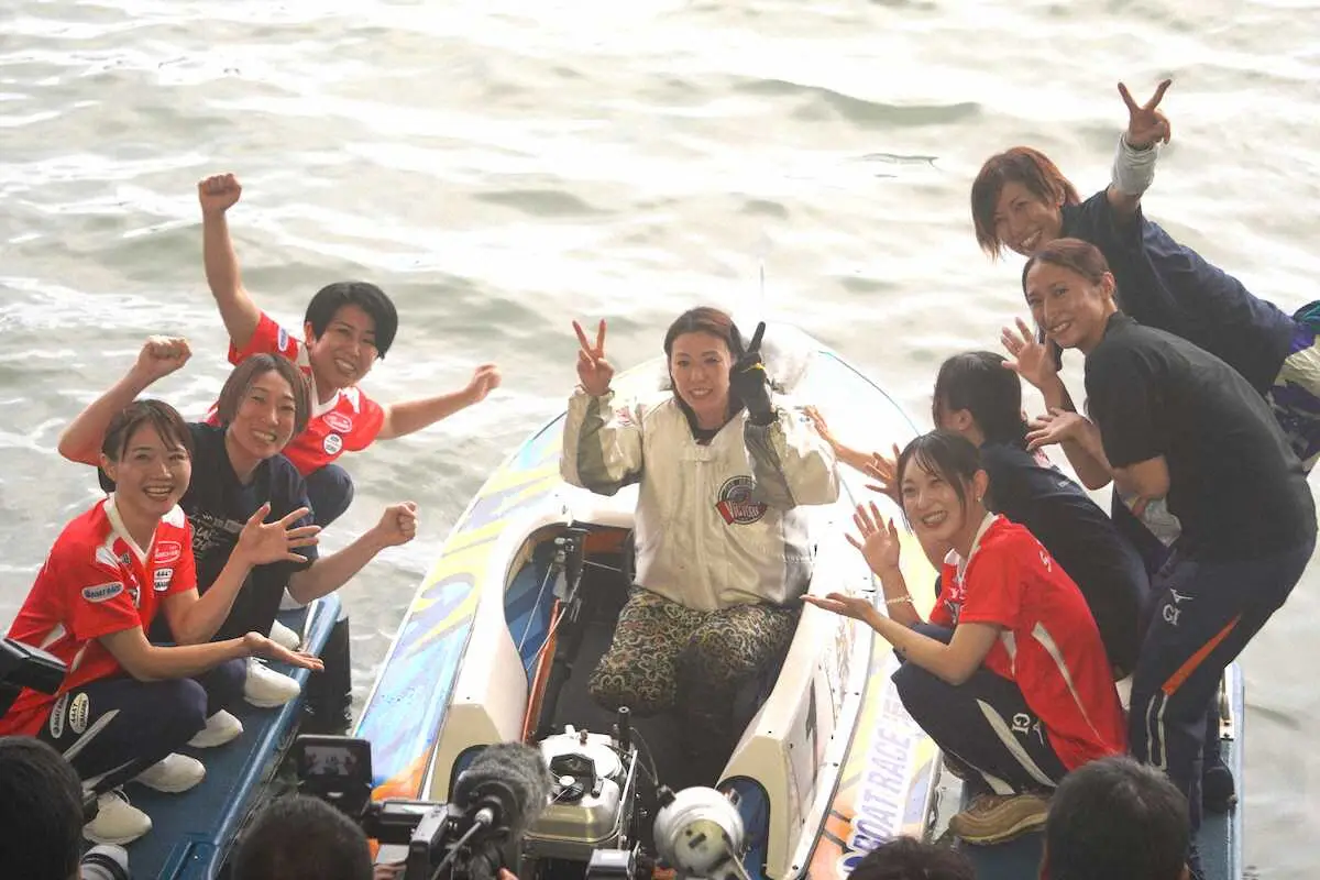 【画像・写真】【浜名湖ボート　PG1レディースチャンピオン】鎌倉涼　待望のG1初制覇　遠藤エミの猛追振り切った