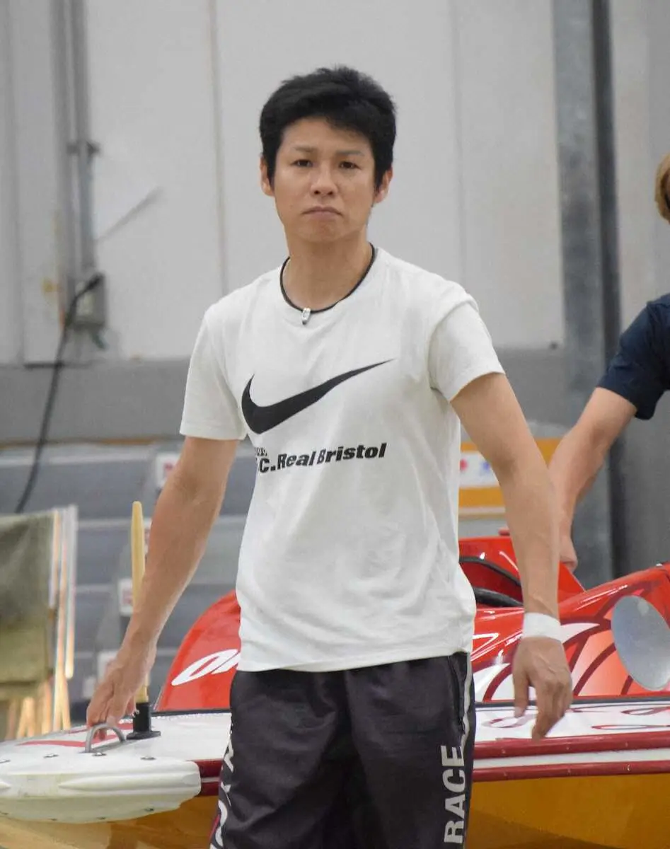 【画像・写真】【大村ボート　ミッドナイトin大村6】吉永則雄　お見事逆転1着　若松から連続優出