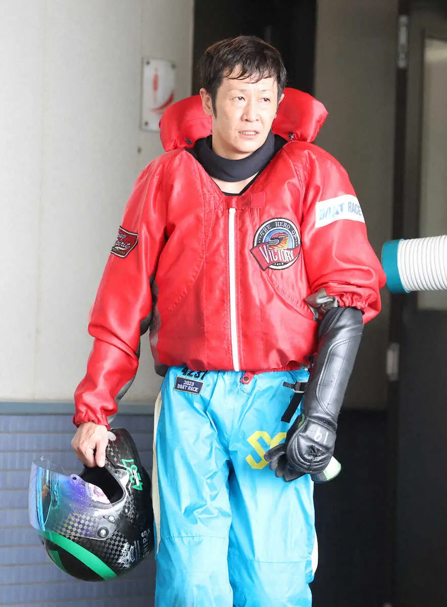 【画像・写真】【若松ボート　SGボートレースメモリアル】大峯豊　イン逃げの流れを止める気合の走り